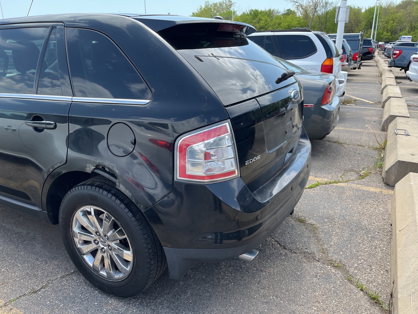 Used 2008 Ford Edge Limited with VIN 2FMDK49C98BA56413 for sale in Sterling Heights, MI