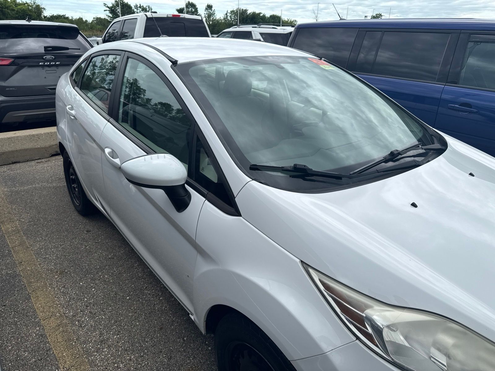 Thumbnail: 2013 Ford Fiesta - 23