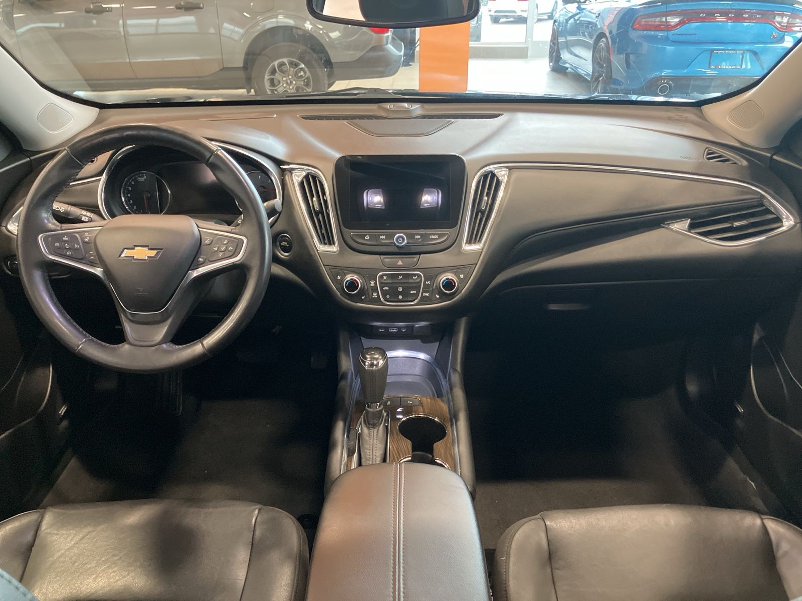 Thumbnail: 2019 Chevrolet Malibu - 25