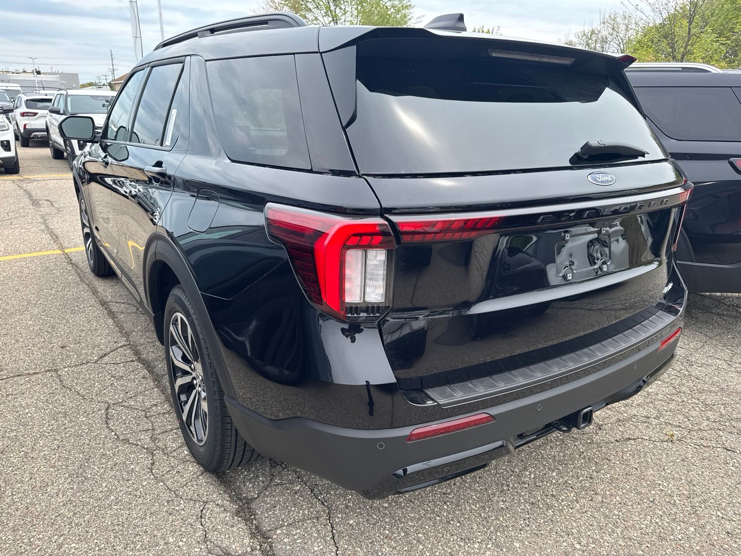 Thumbnail: 2026 Ford Explorer - 14