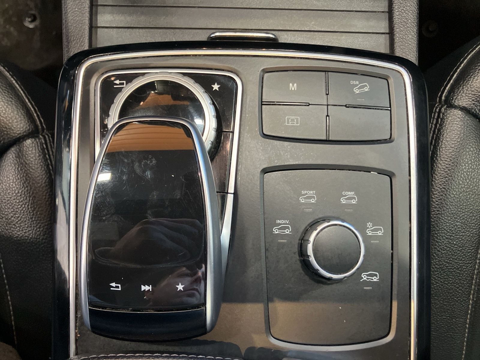 Thumbnail: 2017 Mercedes-Benz GLE - 18