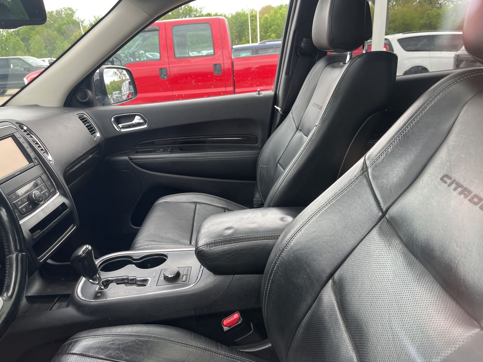 Thumbnail: 2011 Dodge Durango - 23