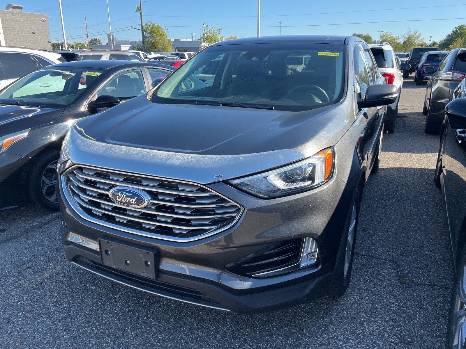2019 Ford Edge SEL photo 3