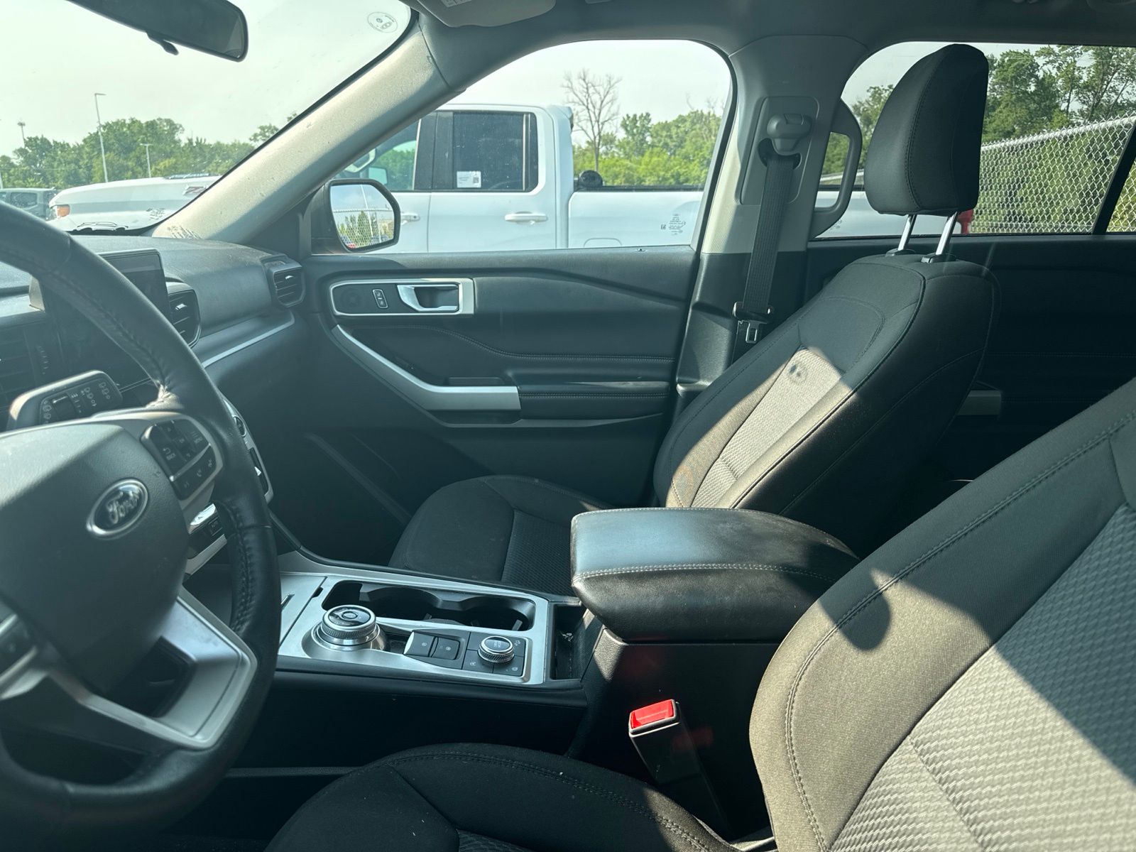 Thumbnail: 2023 Ford Explorer - 31