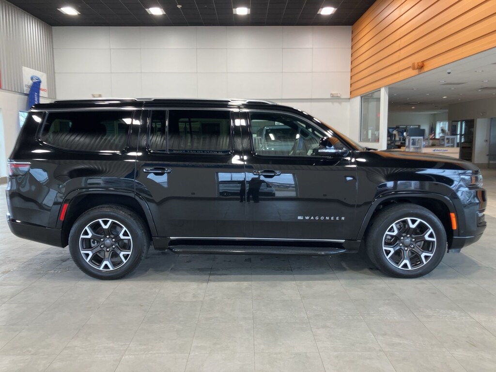 Used 2024 Jeep Wagoneer Series III SUV