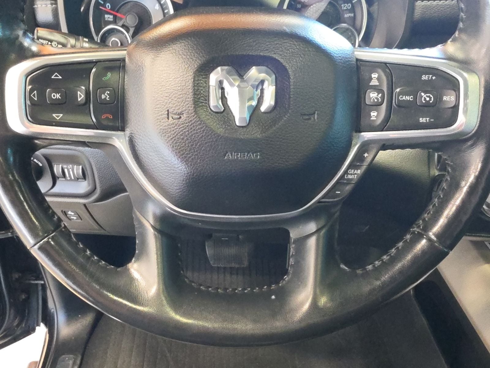 Thumbnail: 2019 RAM 1500 - 23