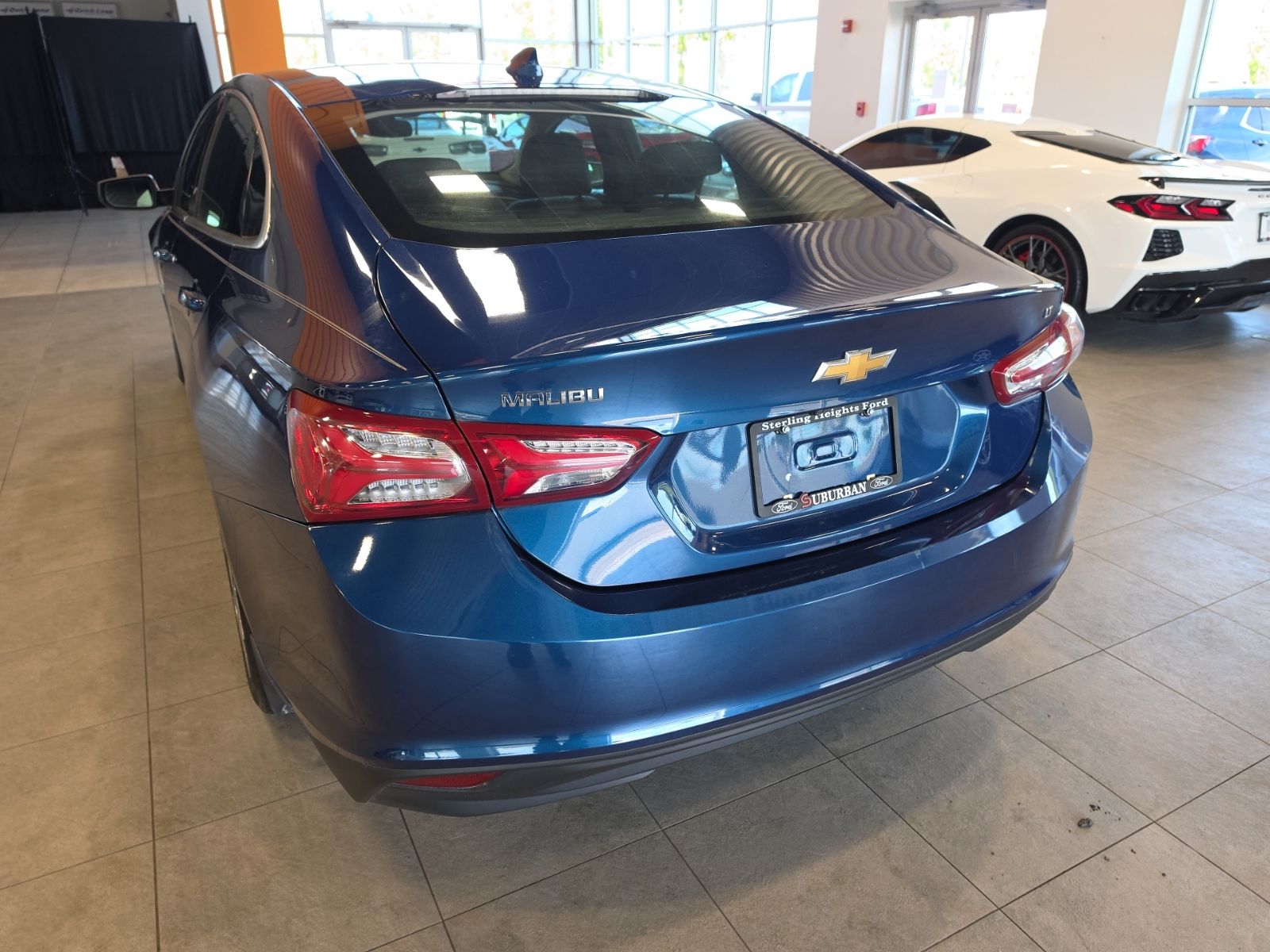 Thumbnail: 2019 Chevrolet Malibu - 11