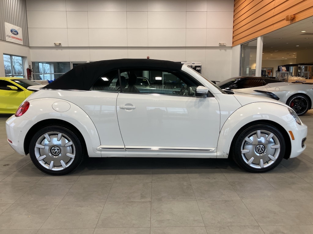 Used 2013 Volkswagen Beetle 2.5L Convertible