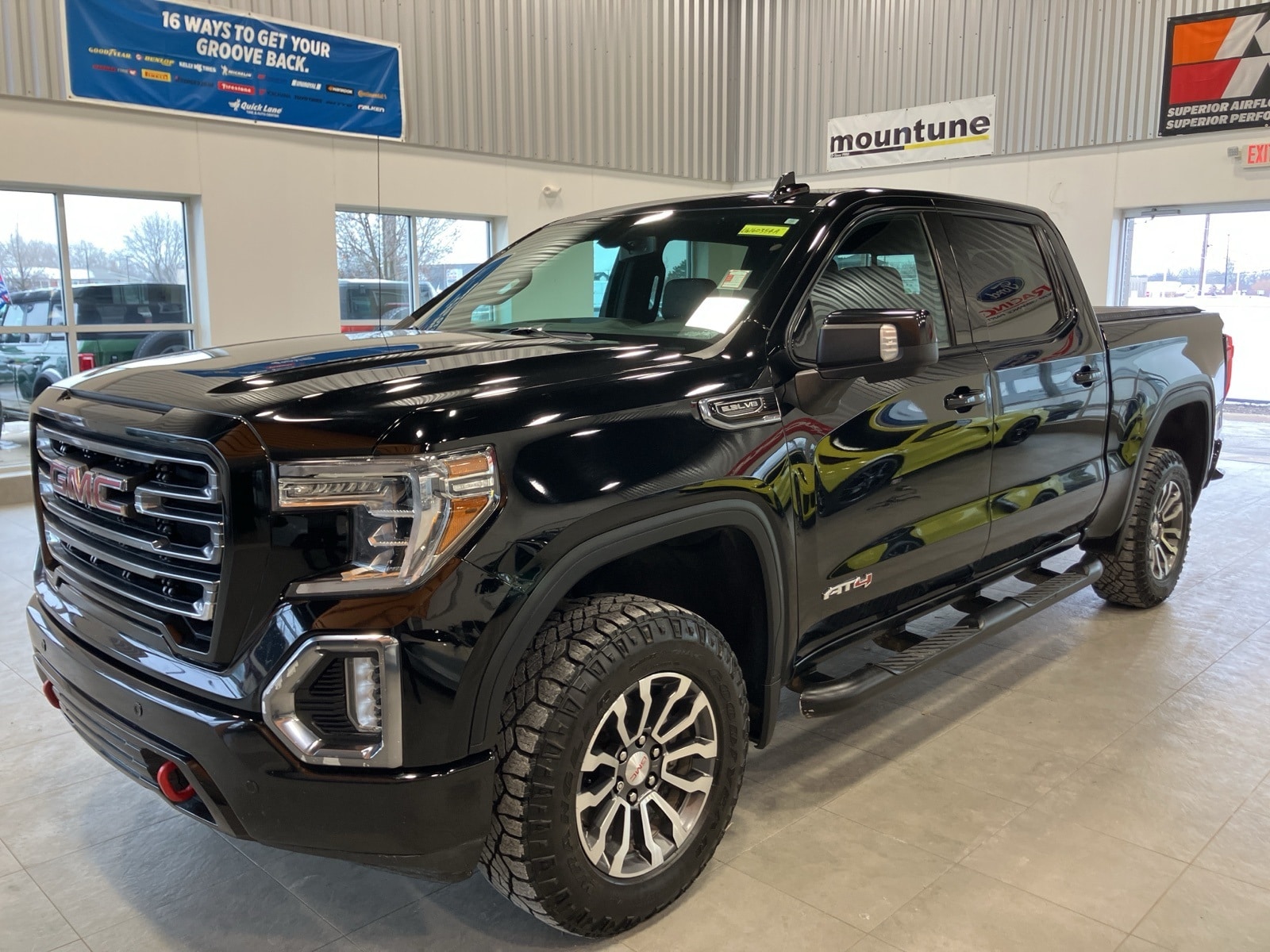 2020 GMC Sierra 1500 AT4's photo