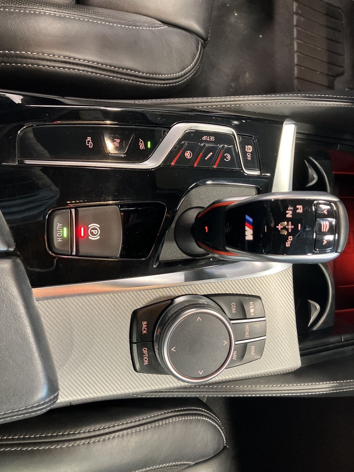 Thumbnail: 2019 BMW M5 - 19