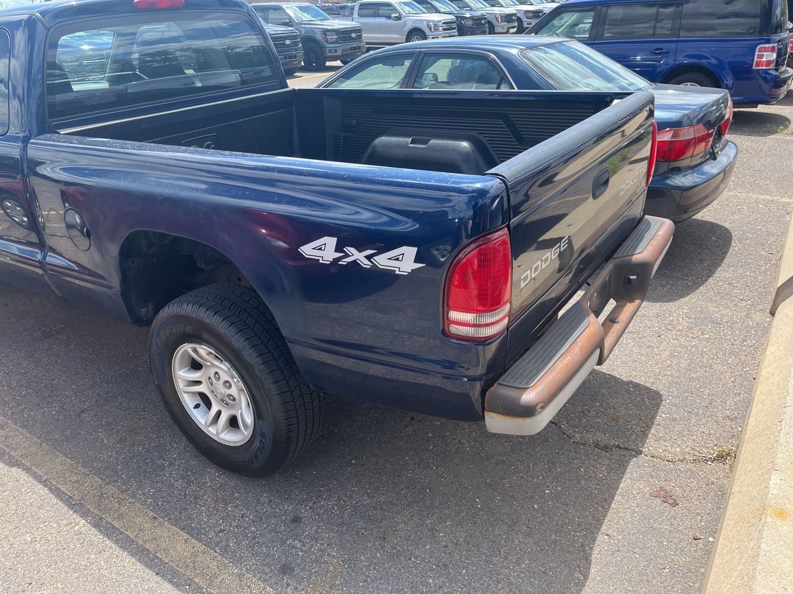Thumbnail: 2004 Dodge Dakota - 8