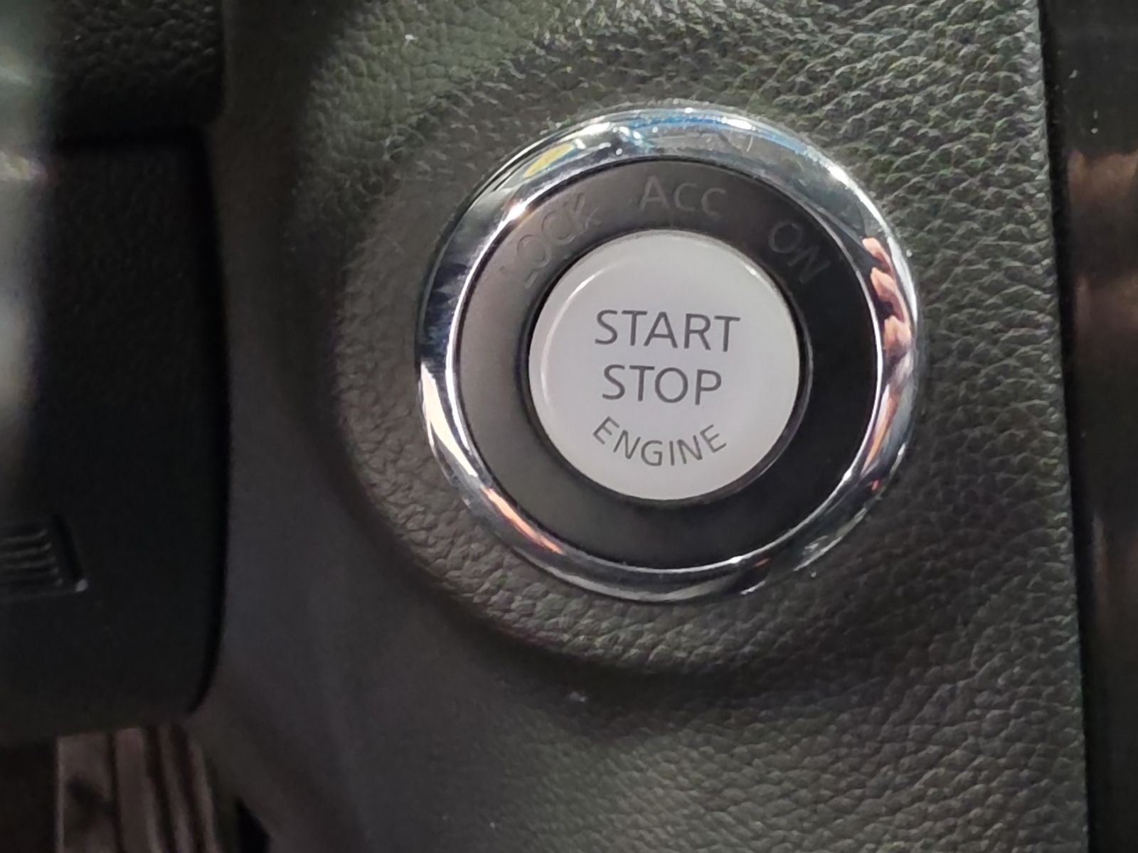 Thumbnail: 2013 INFINITI FX37 - 28