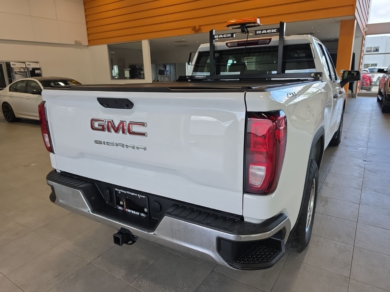 Thumbnail: 2023 GMC Sierra 1500 - 8