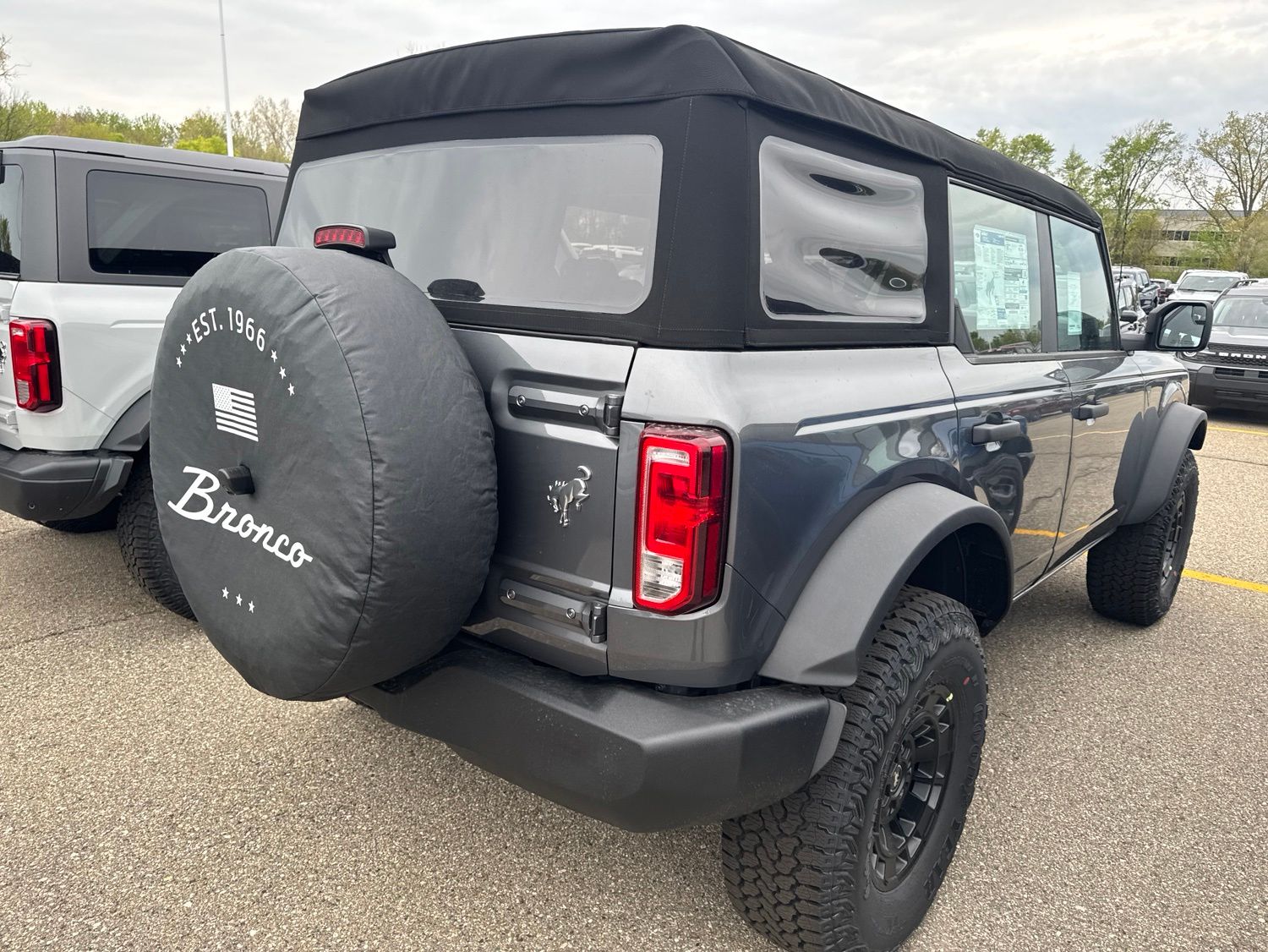 Thumbnail: 2026 Ford Bronco - 12