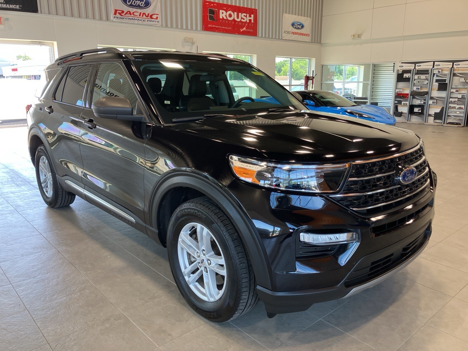 2022 Ford Explorer XLT photo 3