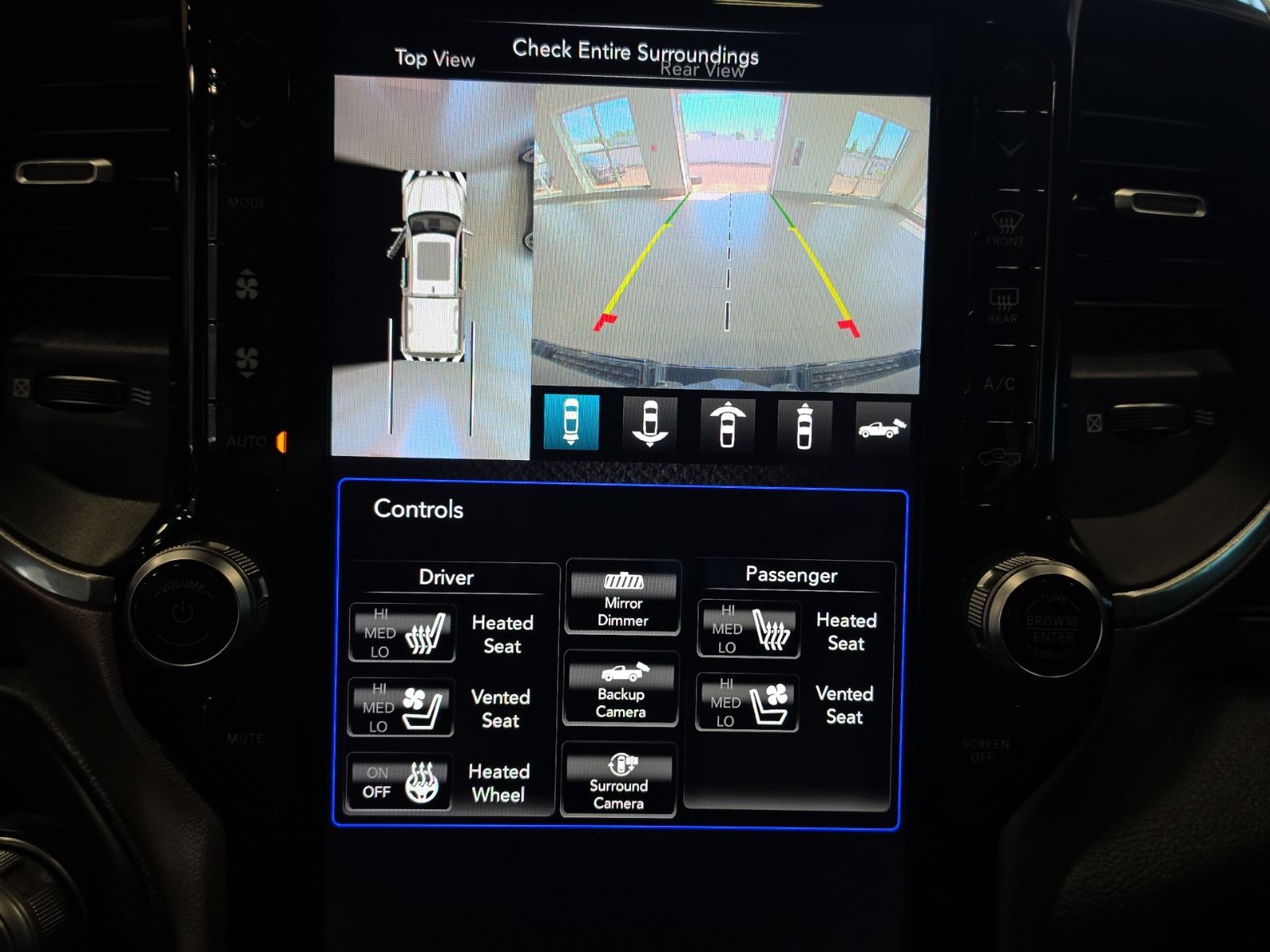 Thumbnail: 2019 RAM 1500 - 30