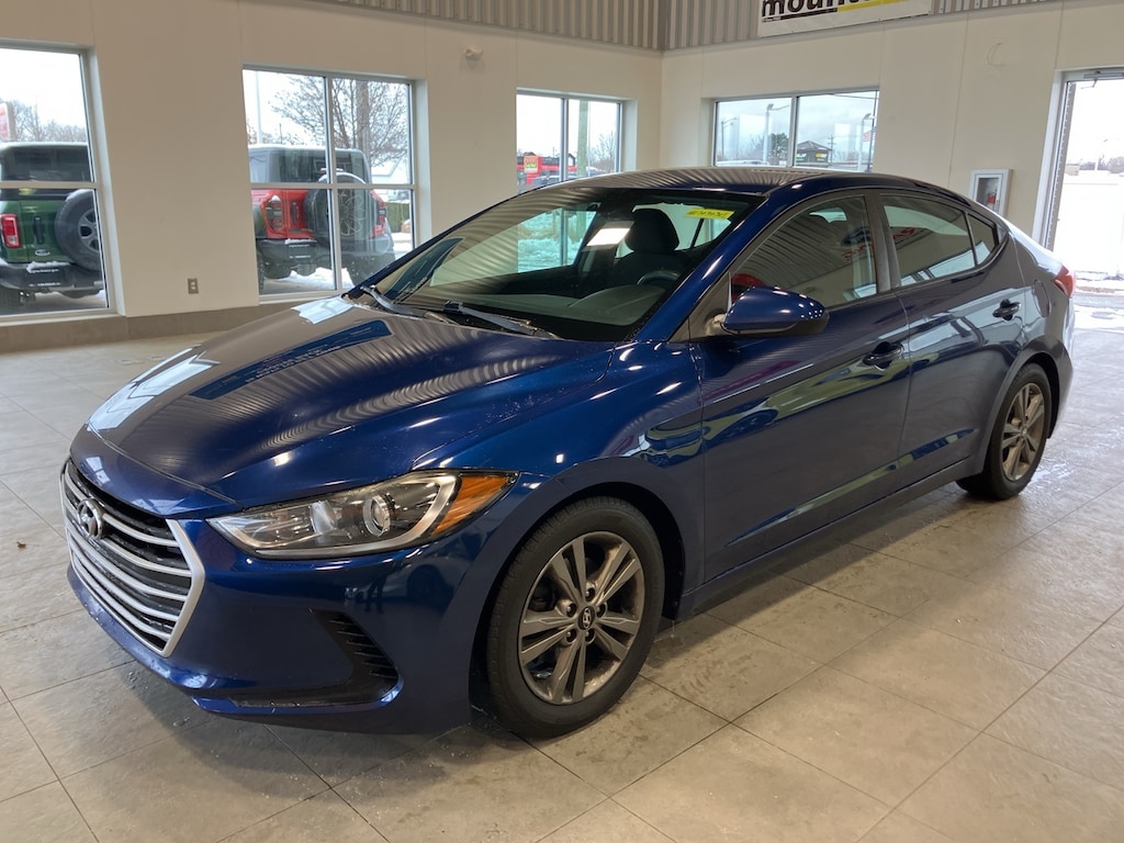 Used 2017 Hyundai Elantra SE Sedan