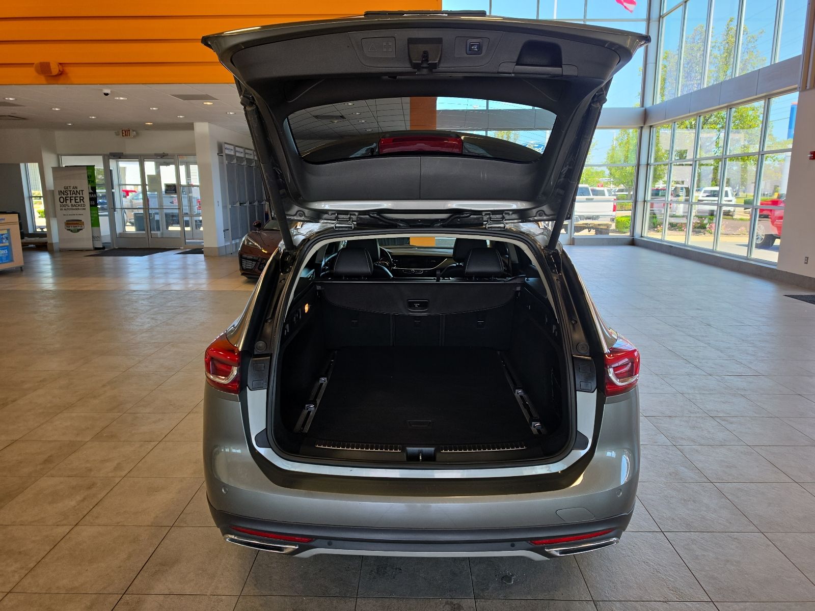 Thumbnail: 2019 Buick Regal - 32