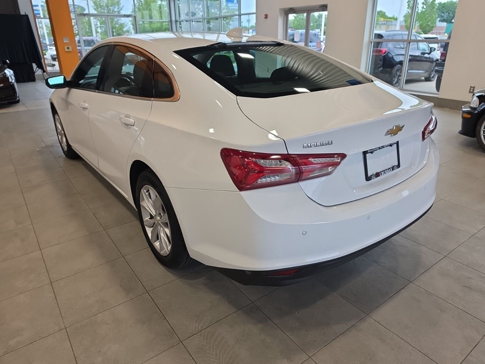 Thumbnail: 2022 Chevrolet Malibu - 11