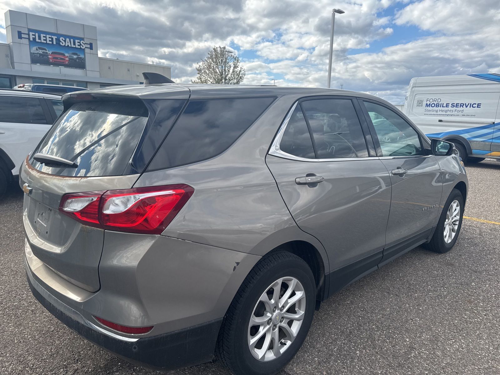 Thumbnail: 2019 Chevrolet Equinox - 9