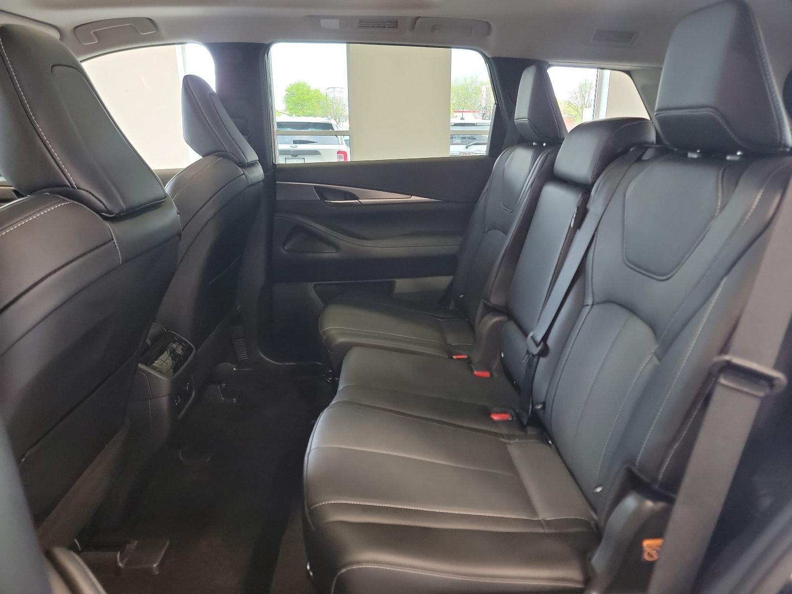 Thumbnail: 2024 INFINITI QX60 - 29