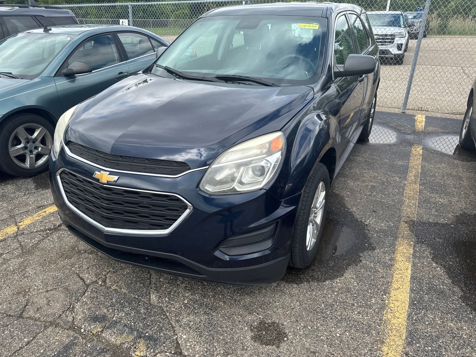 2016 Chevrolet Equinox LS -
                  Sterling Heights, MI