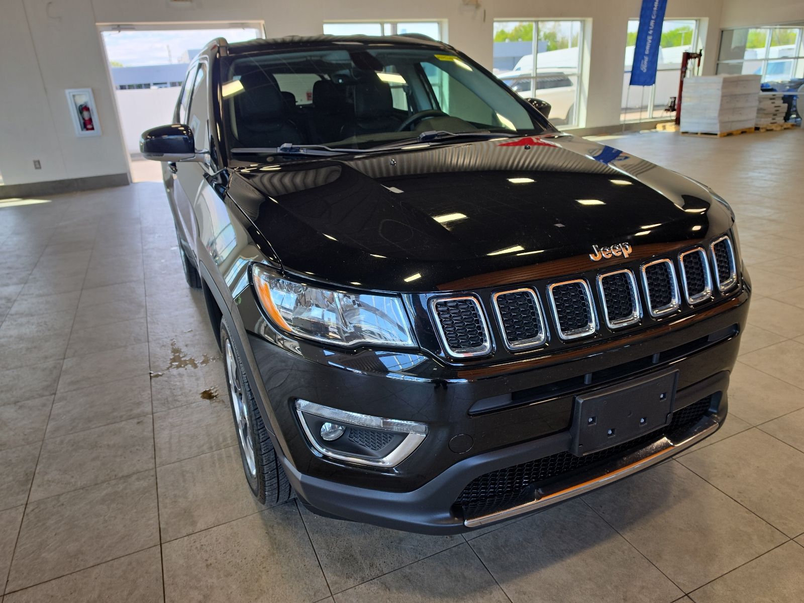 Thumbnail: 2018 Jeep Compass - 4