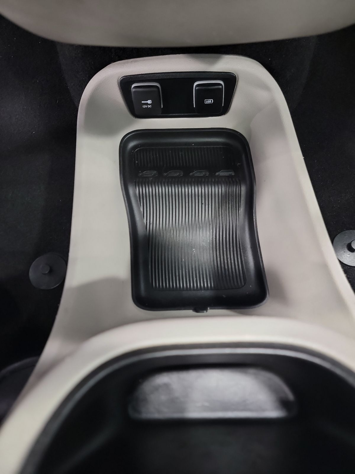 Thumbnail: 2020 Chrysler Pacifica - 22
