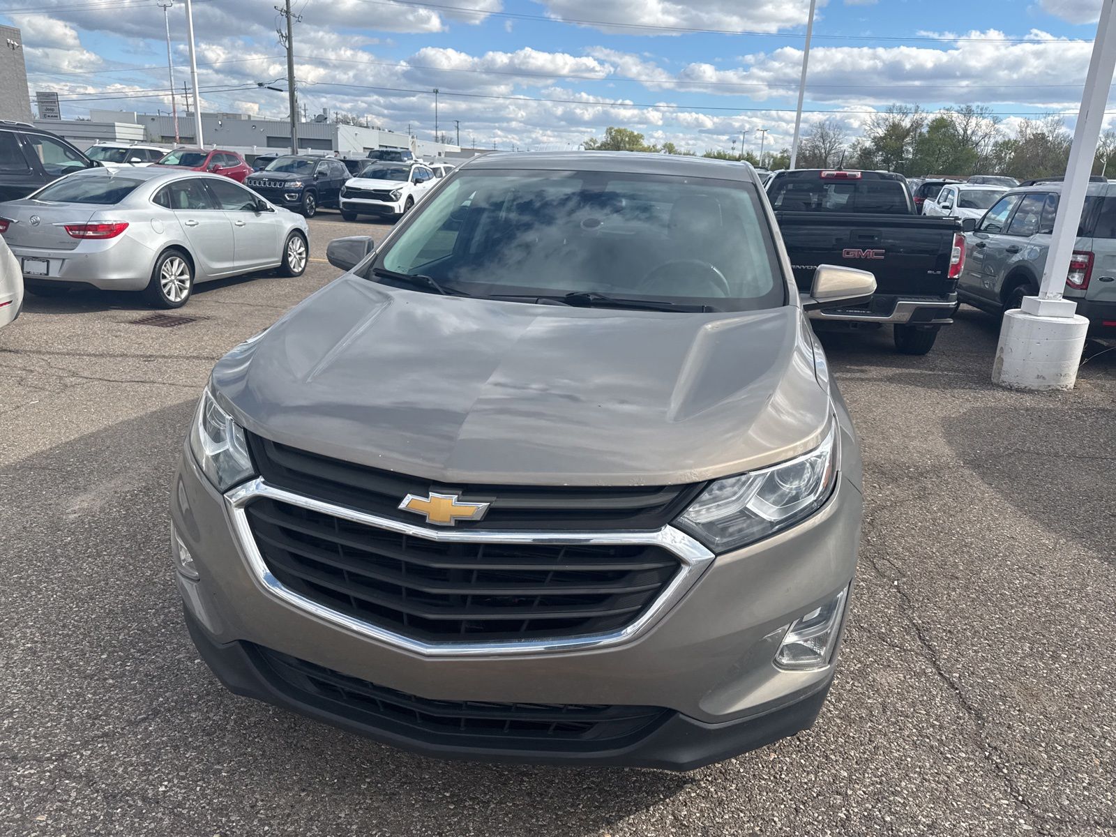 Thumbnail: 2019 Chevrolet Equinox - 19