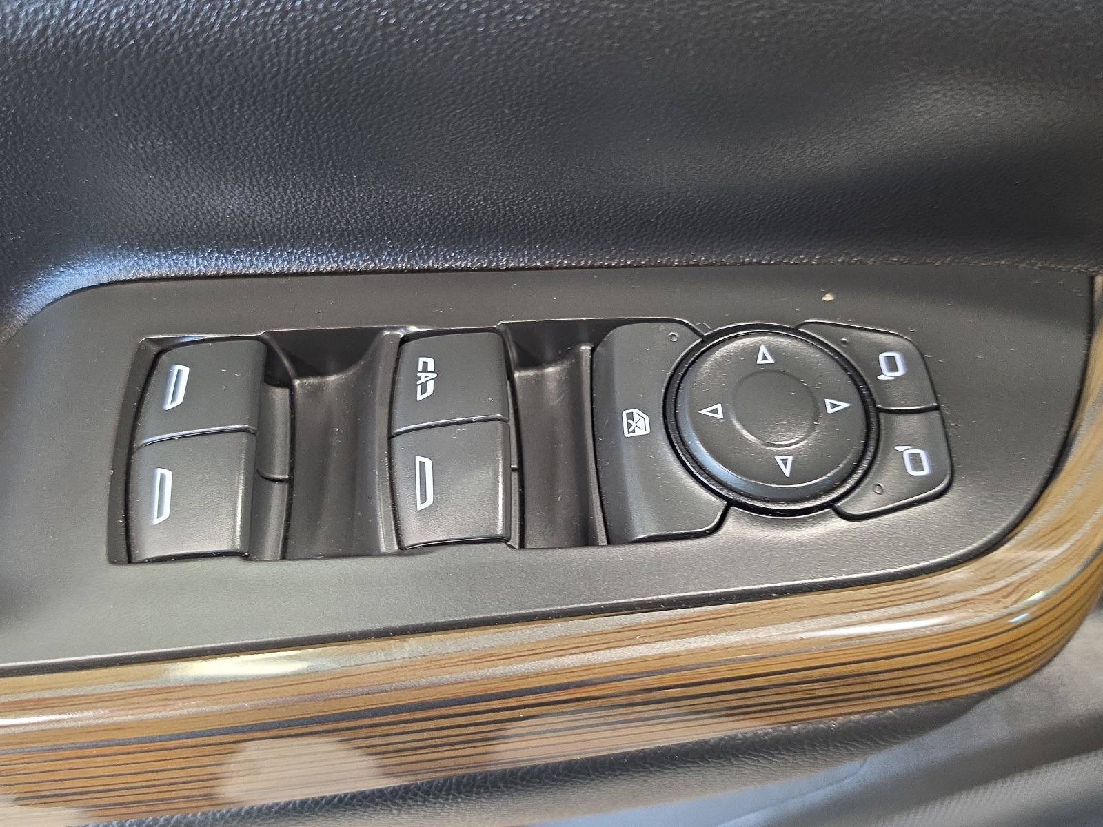 Thumbnail: 2021 GMC Acadia - 16