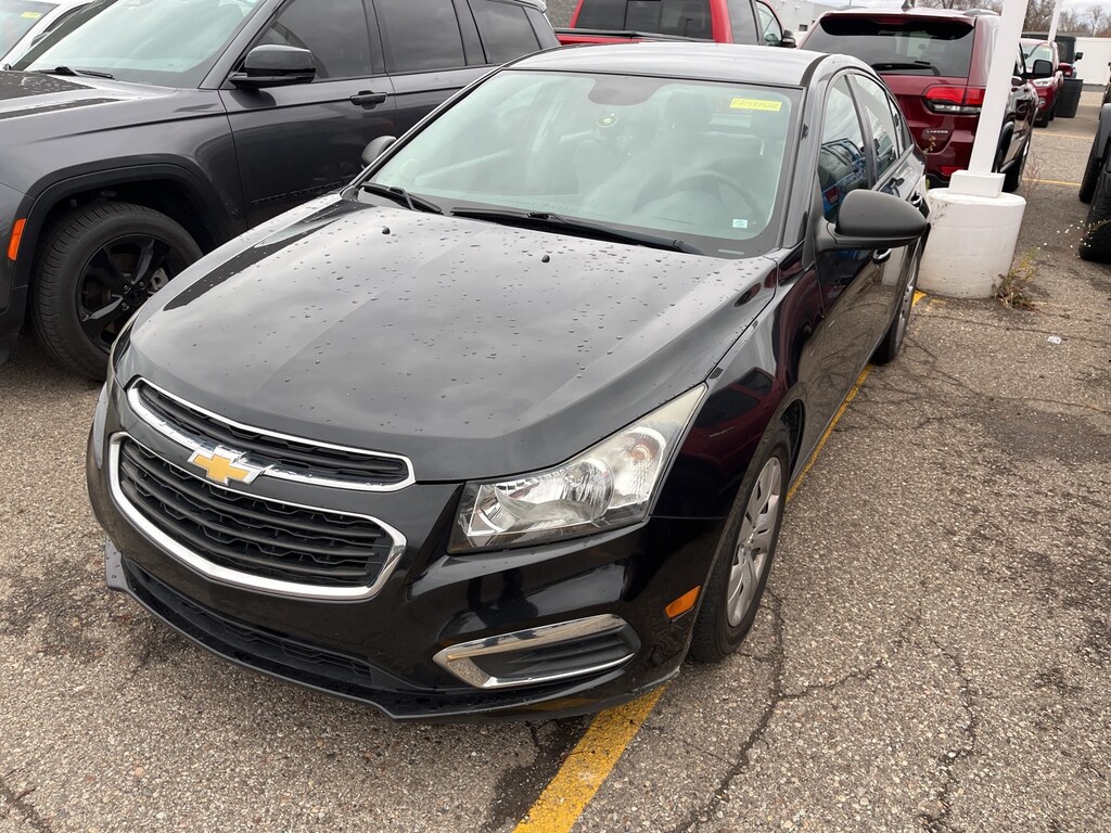 Used 2015 Chevrolet Cruze LS Sedan