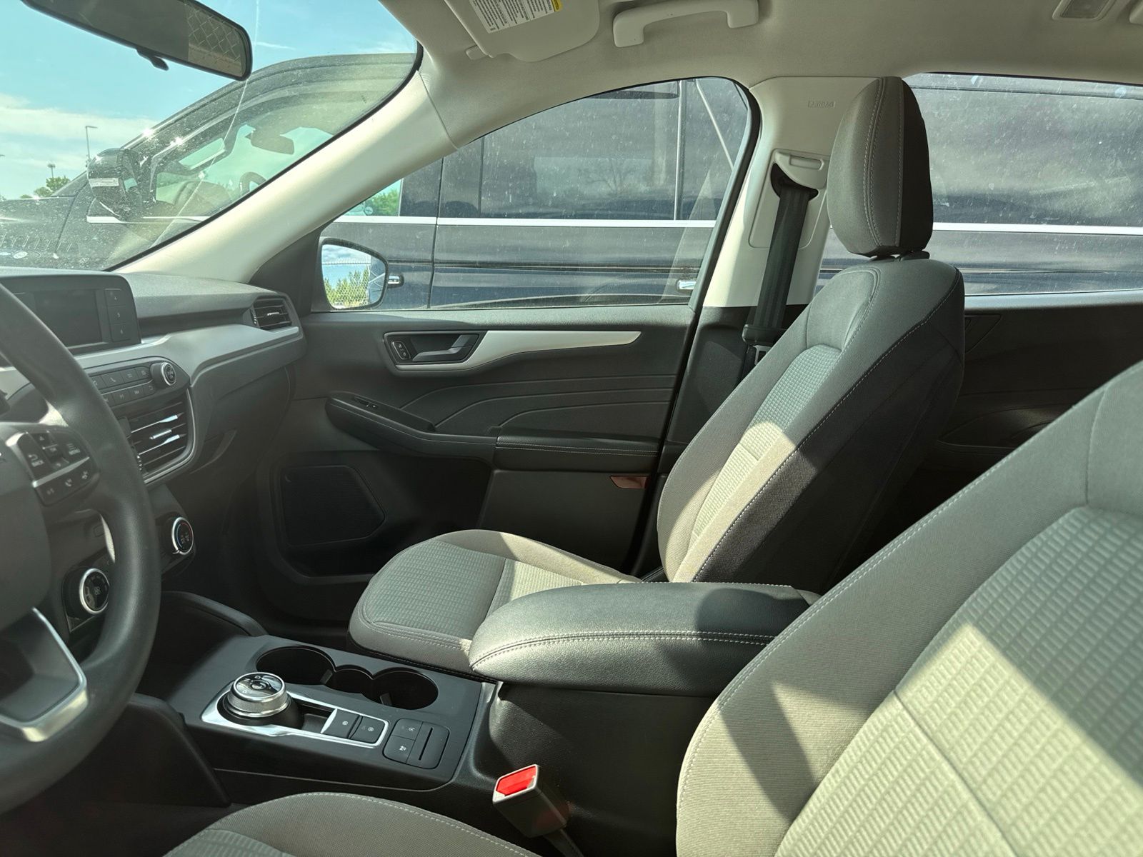 Thumbnail: 2022 Ford Escape - 30