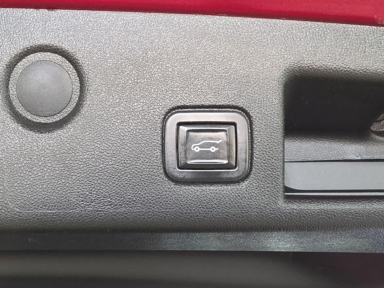 Thumbnail: 2021 Chevrolet Equinox - 32
