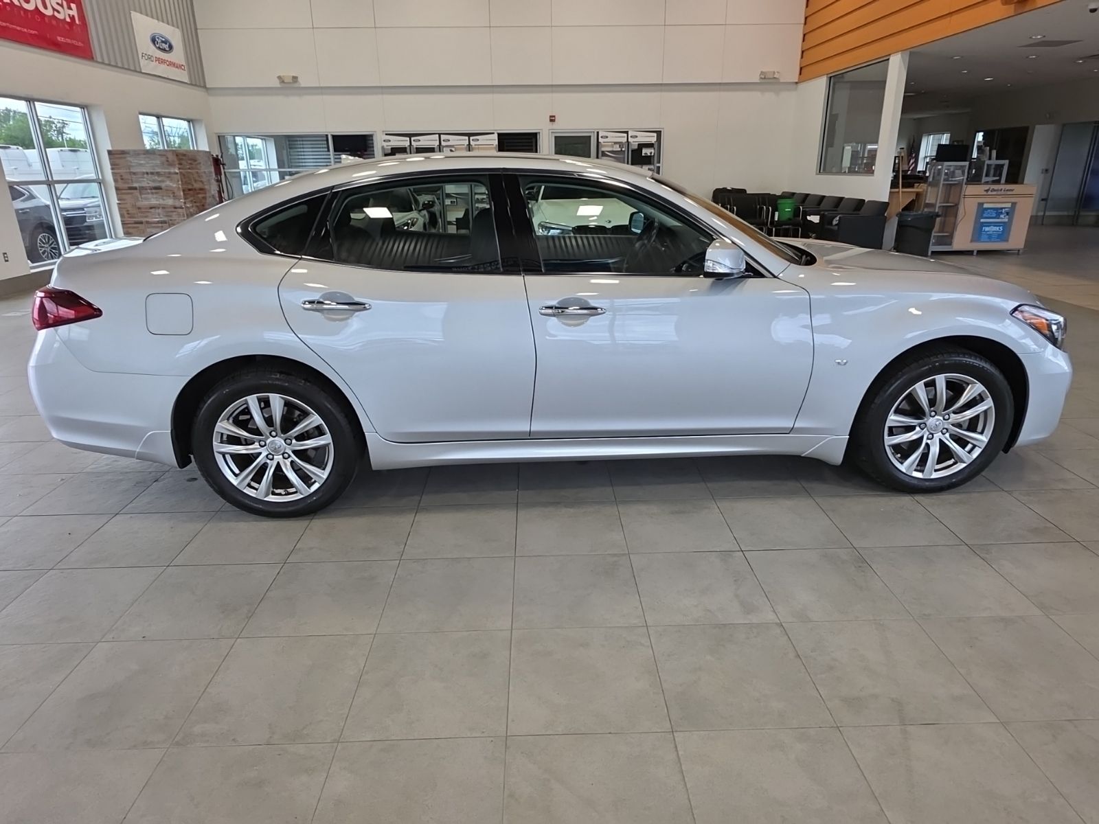 Thumbnail: 2019 INFINITI Q70 - 6
