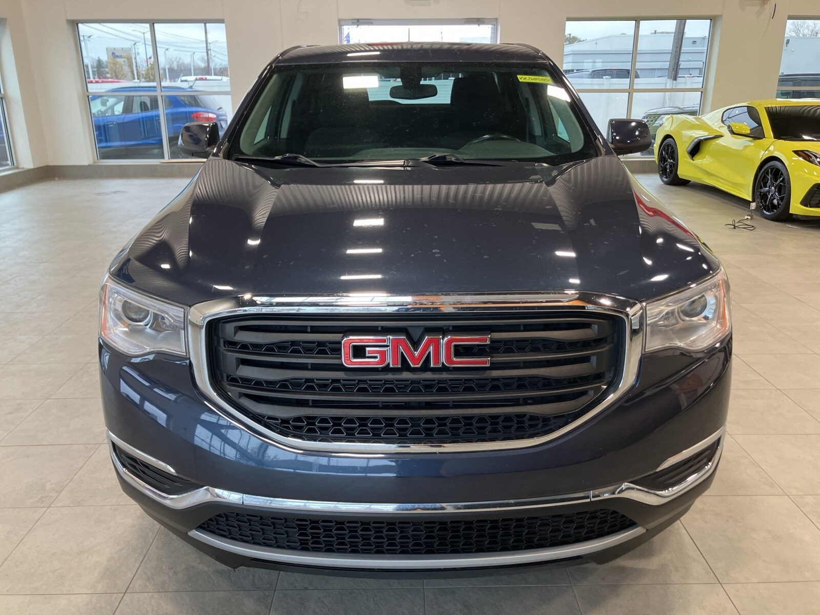 2019 Gmc Acadia SLE photo 2