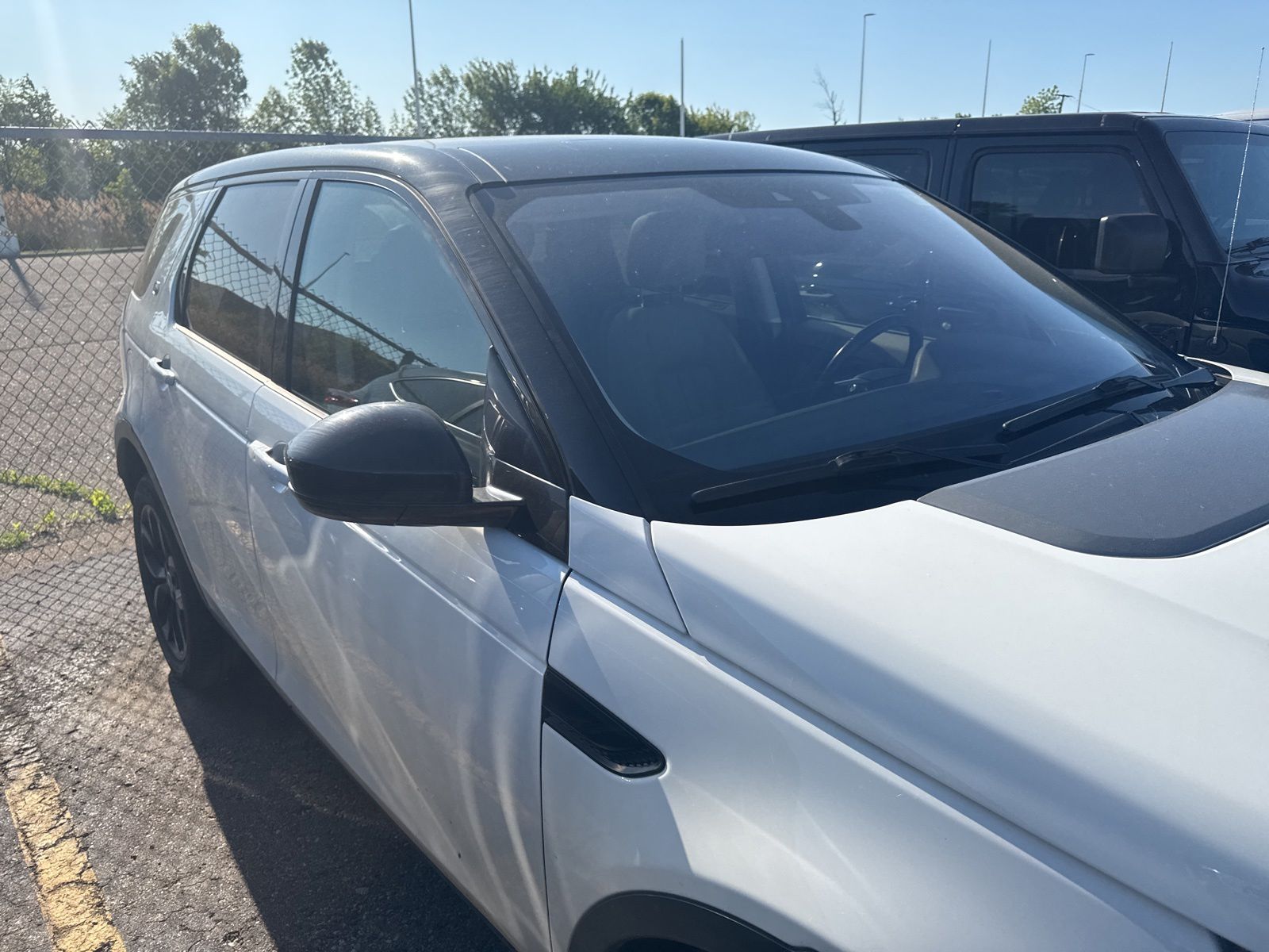 Thumbnail: 2019 Land Rover Discovery Sport - 20