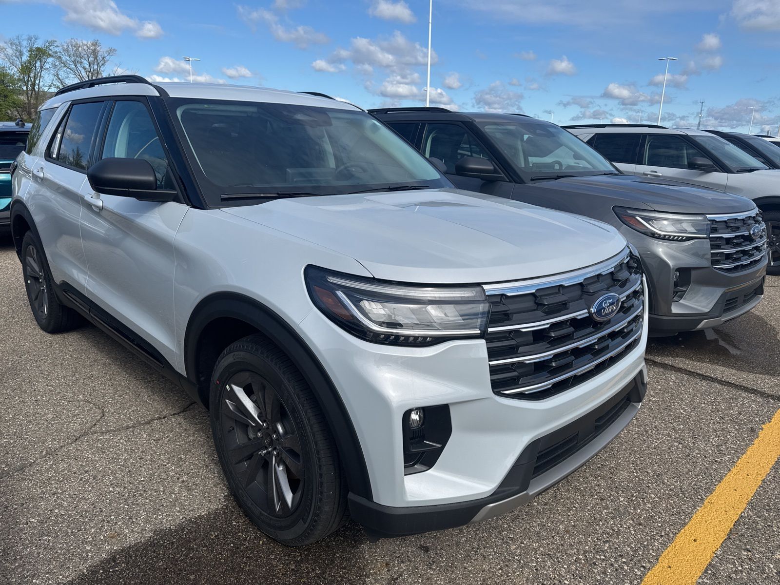 Thumbnail: 2026 Ford Explorer - 5