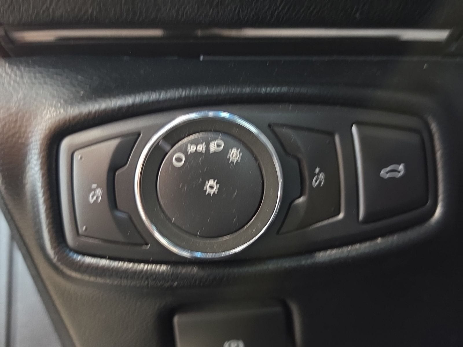 Thumbnail: 2017 Lincoln MKZ - 20