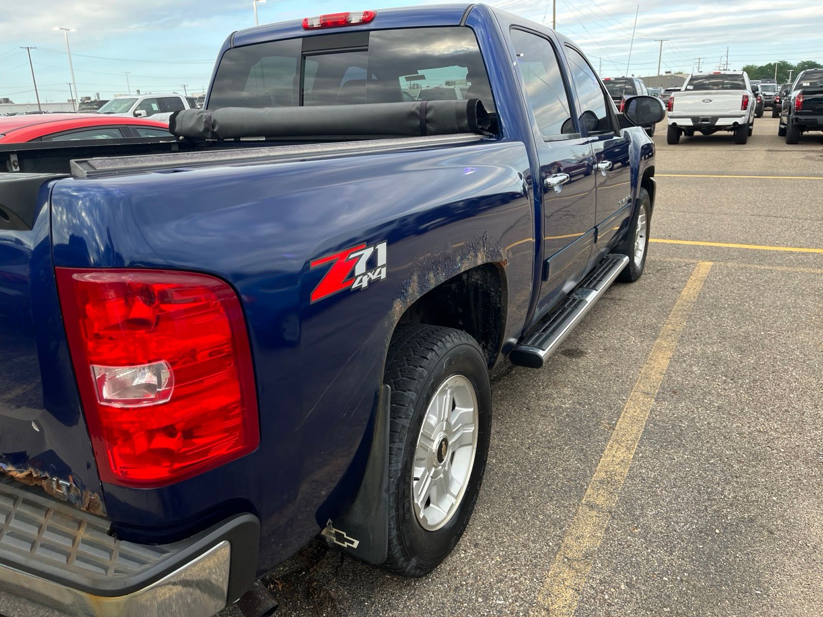 Thumbnail: 2012 Chevrolet Silverado 1500 - 13
