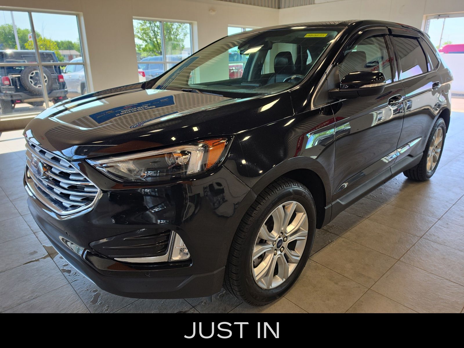 2022 Ford Edge Titanium AWD's photo