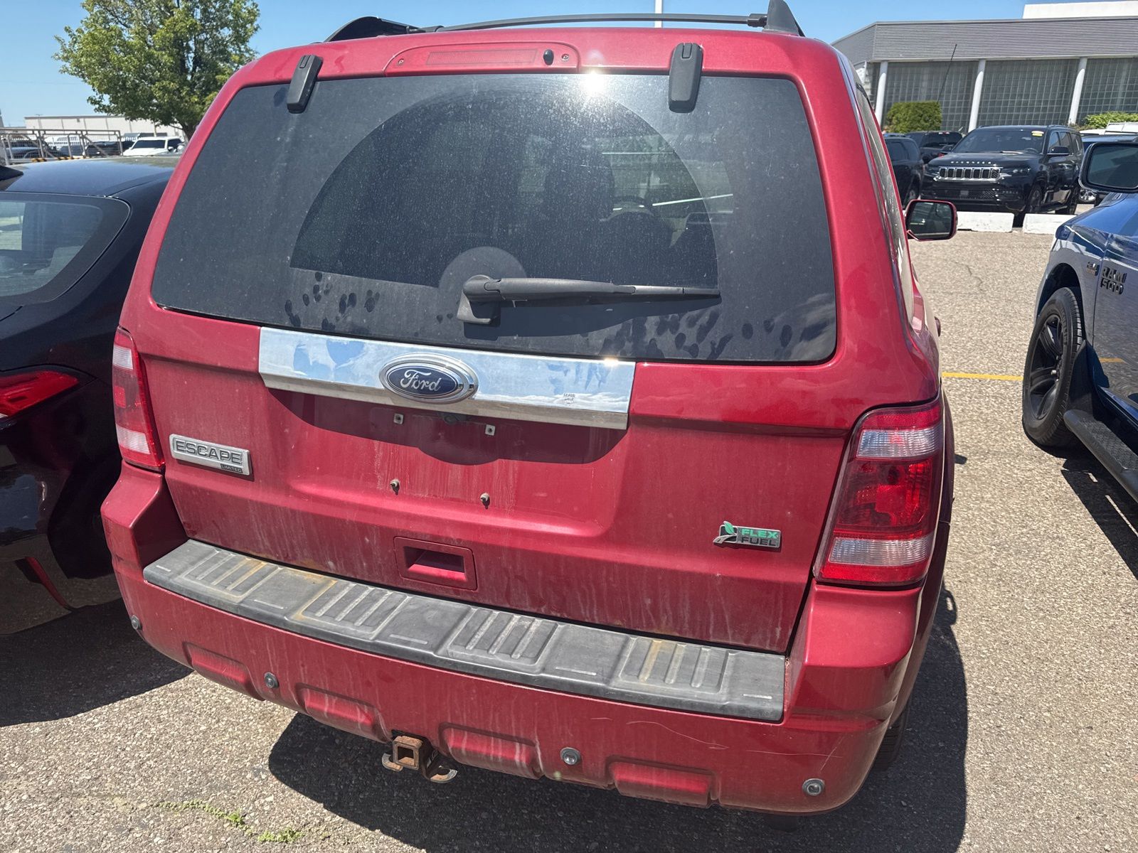 Thumbnail: 2011 Ford Escape - 12