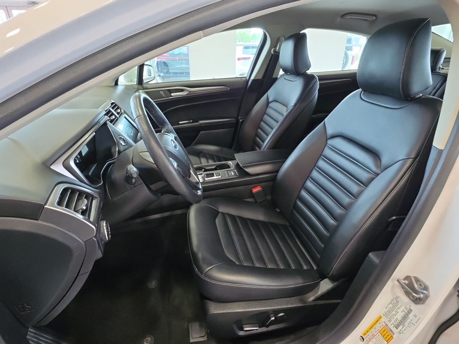 Thumbnail: 2020 Ford Fusion - 14