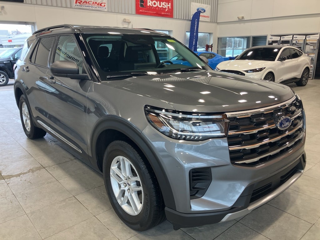 Used 2025 Ford Explorer Active SUV