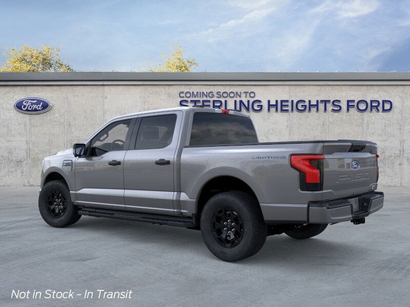 2025 Ford F-150 Lightning XLT photo 4