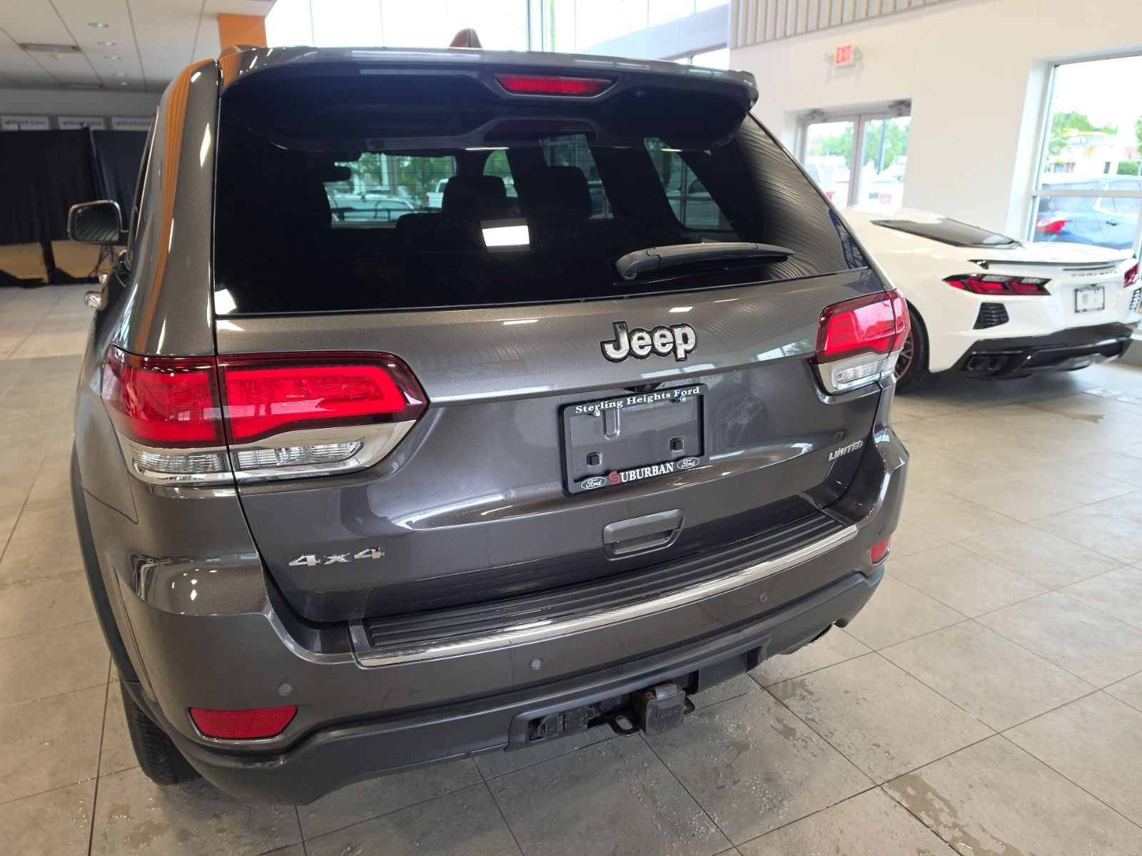 Thumbnail: 2021 Jeep Grand Cherokee - 9