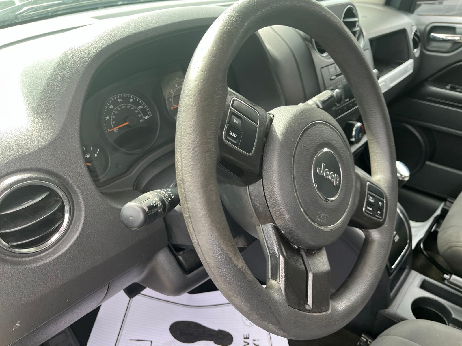 Thumbnail: 2016 Jeep Compass - 27