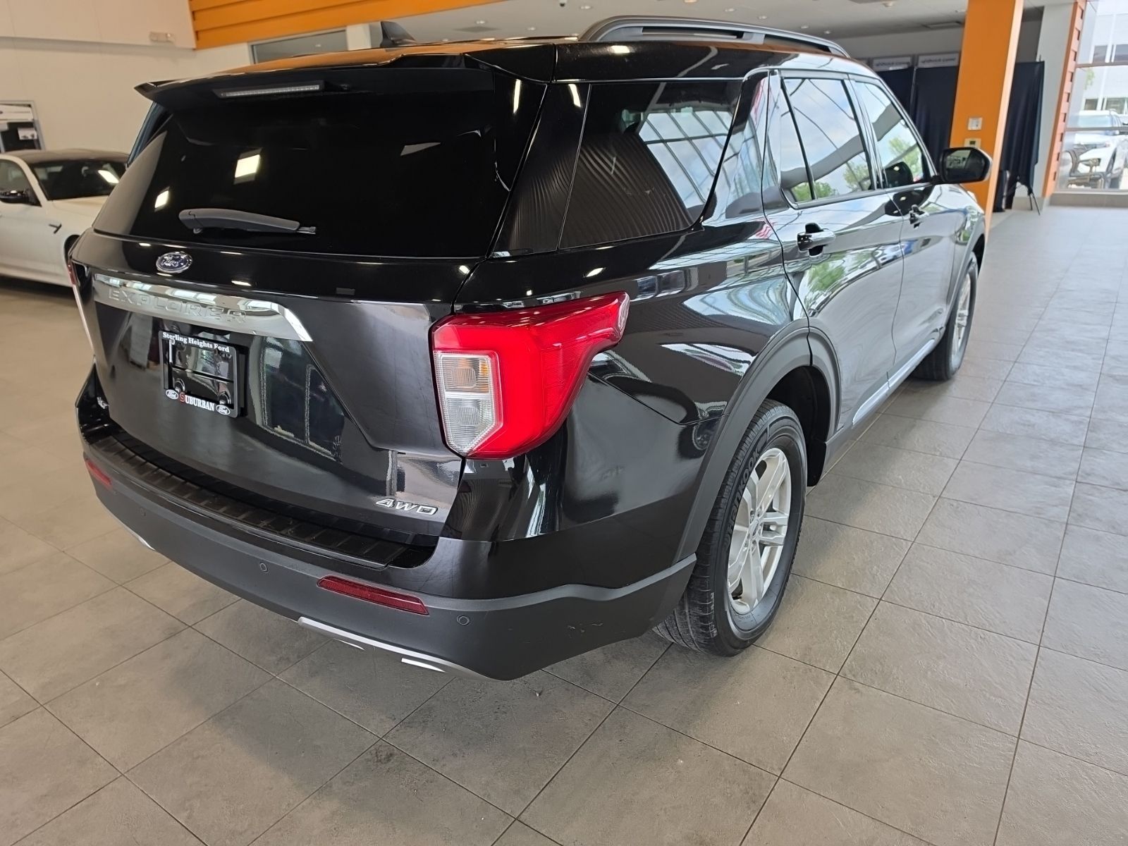 Thumbnail: 2021 Ford Explorer - 8