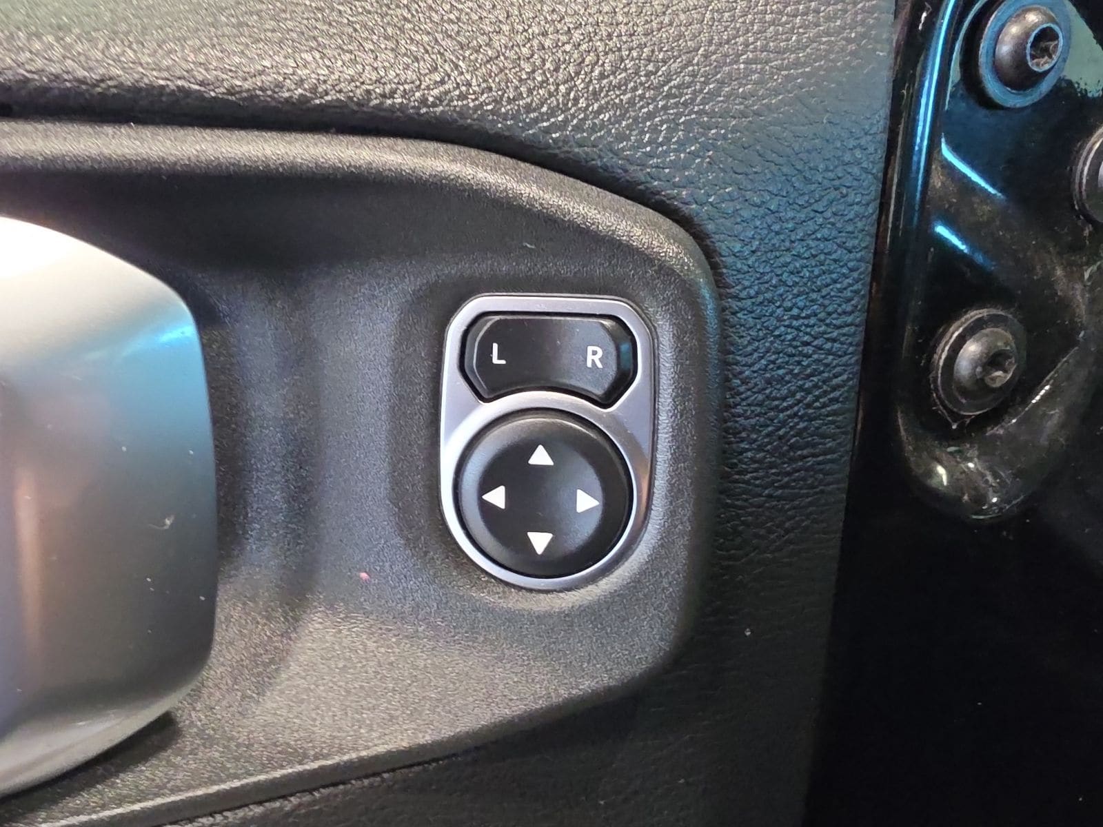 Thumbnail: 2023 Jeep Wrangler - 16