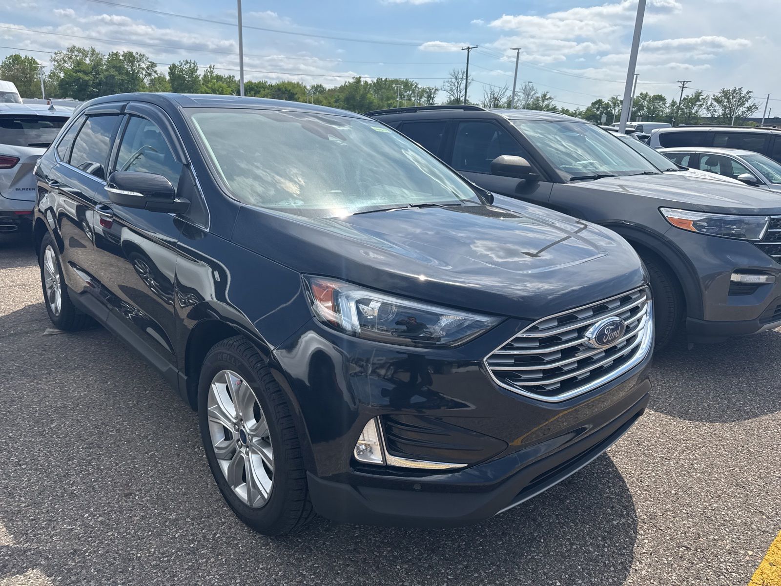 Thumbnail: 2022 Ford Edge - 7