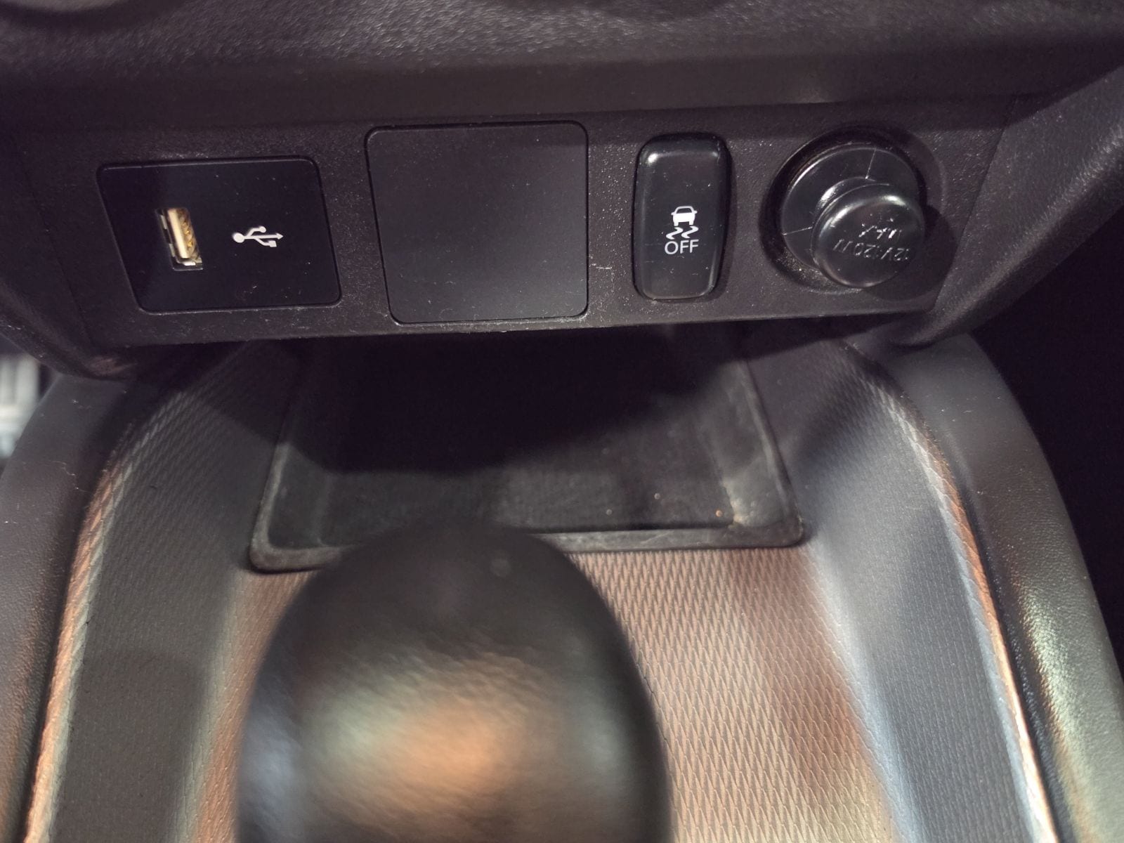 Thumbnail: 2020 Mitsubishi Outlander Sport - 17